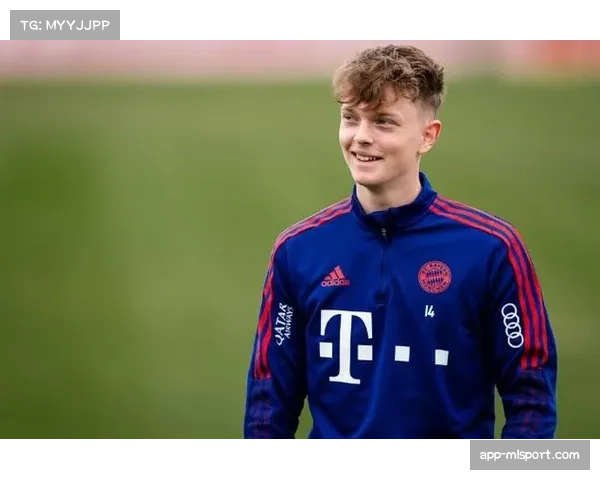 万纳以16岁15天成为拜仁最年轻出场球员